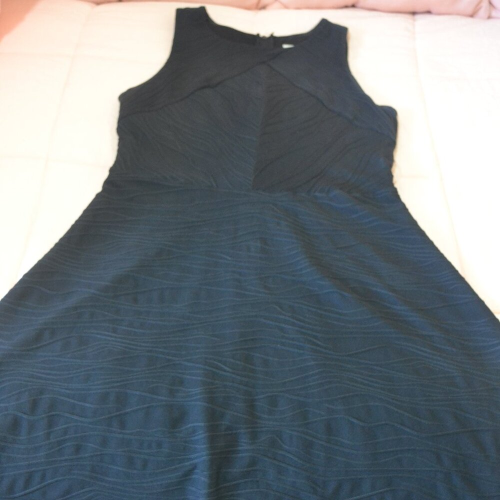 Black Textured A-Line Dress Size M